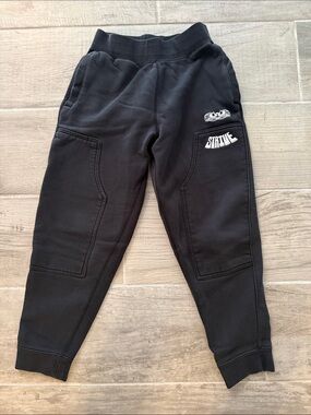 Nike LeBron James Black Kids Jogger Sweatpants with White Logo